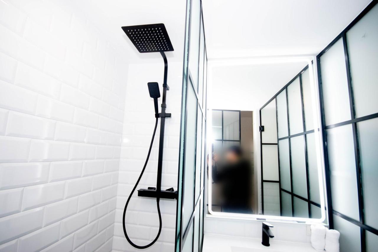 For You Rentals Apartamento Temporal Con Encanto En Malasana Min24 Madrid Exterior photo