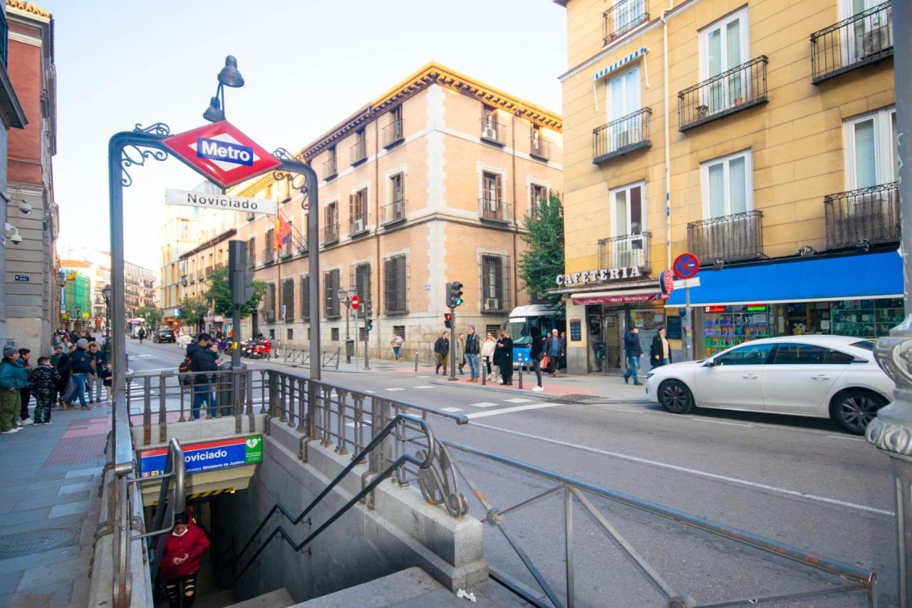 For You Rentals Apartamento Temporal Con Encanto En Malasana Min24 Madrid Exterior photo
